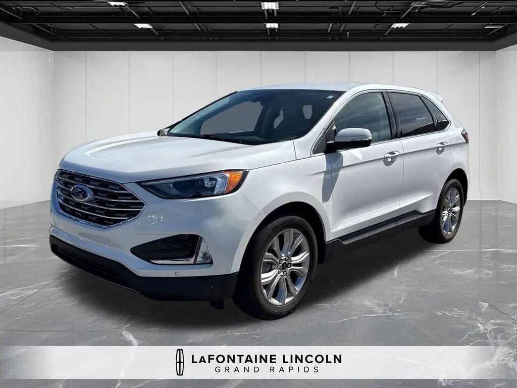 2023 Ford Edge Titanium — photo 1 of 26