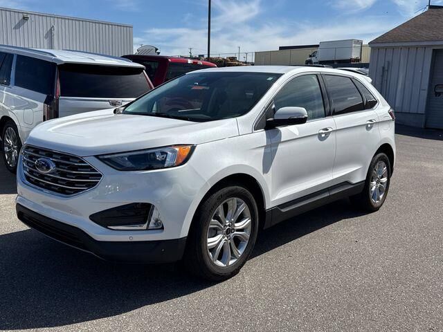 2023 Ford Edge Titanium