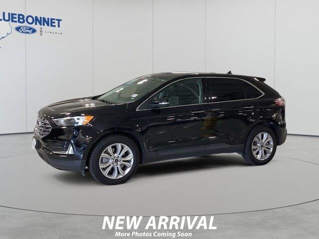 2023 Ford Edge Titanium — photo 1 of 26