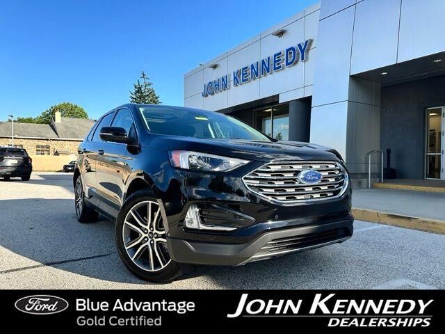 2024 Ford Edge Titanium — photo 1 of 5