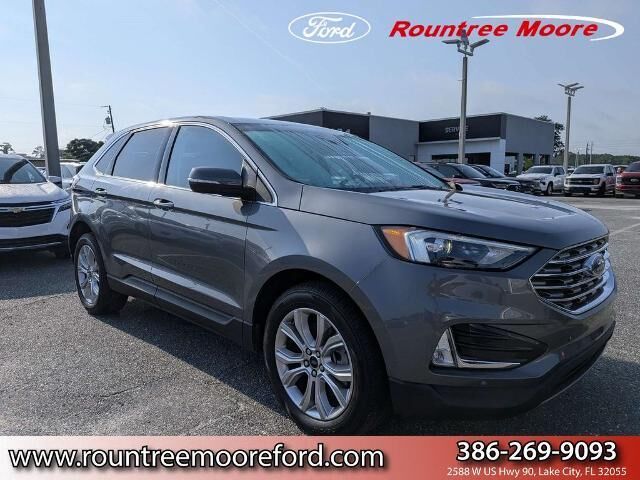 2024 Ford Edge Titanium — photo 1 of 13
