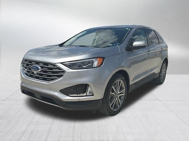 2024 Ford Edge Titanium — photo 1 of 12