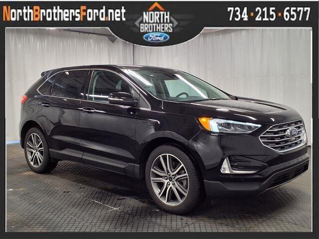 2024 Ford Edge Titanium — photo 1 of 13