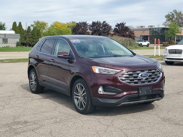 2024 Ford Edge Titanium