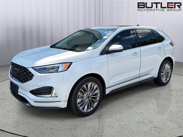 2024 Ford Edge Titanium — photo 1 of 11