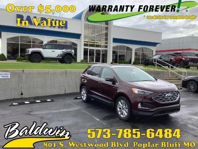 2022 Ford Edge Titanium — photo 1 of 13