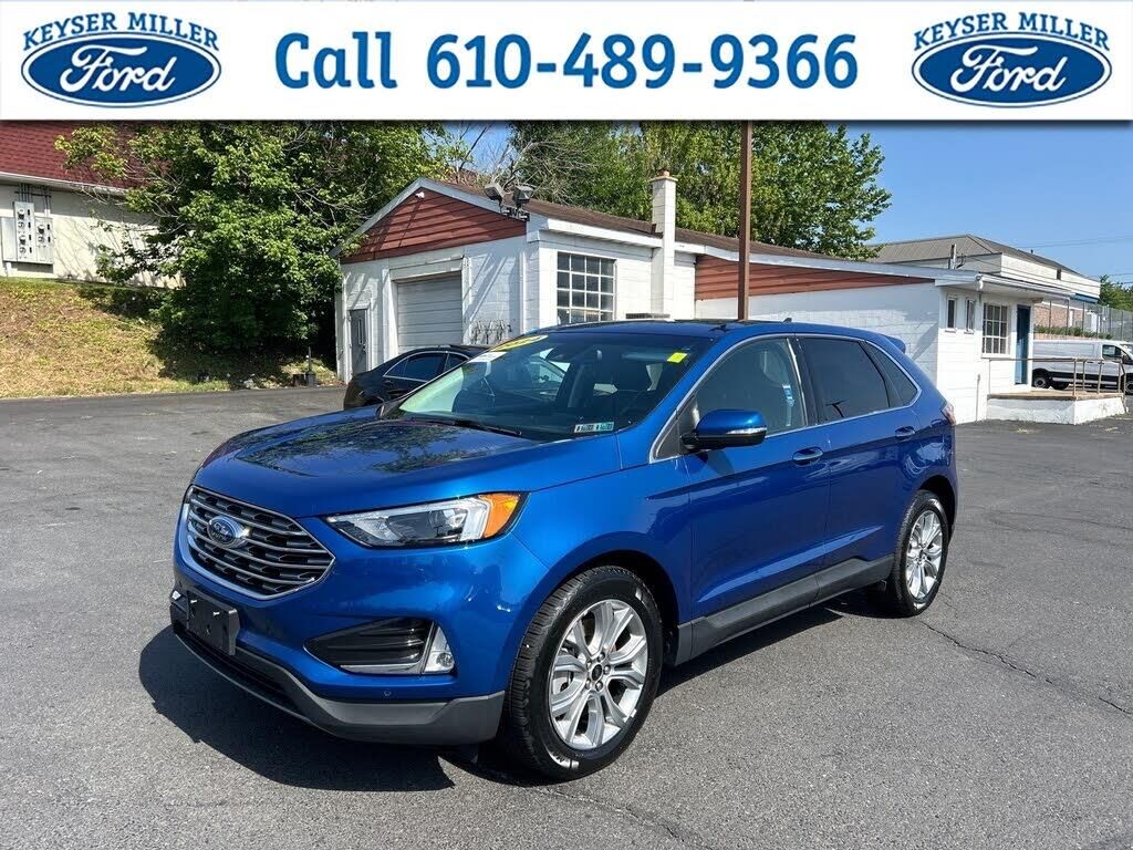 2024 Ford Edge Titanium — photo 1 of 1