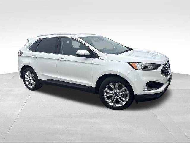 2020 Ford Edge Titanium — photo 1 of 38