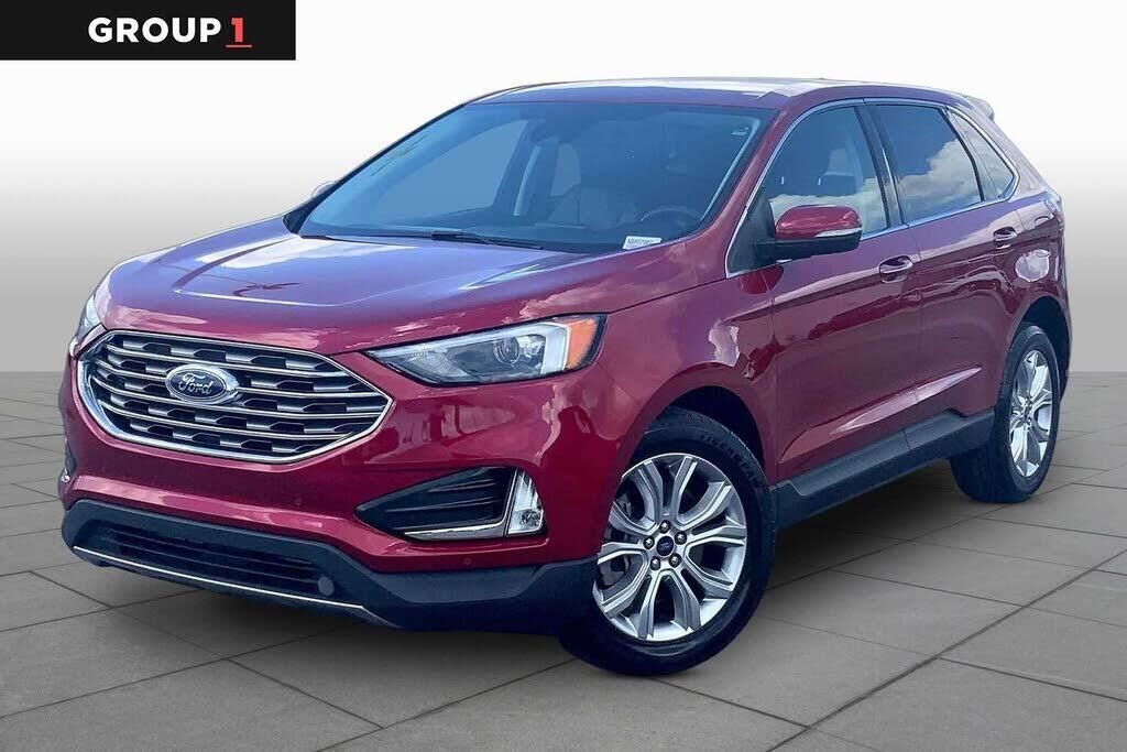 2022 Ford Edge Titanium — photo 1 of 1