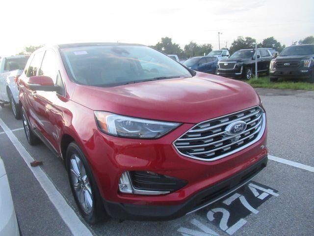 2022 Ford Edge Titanium — photo 1 of 26