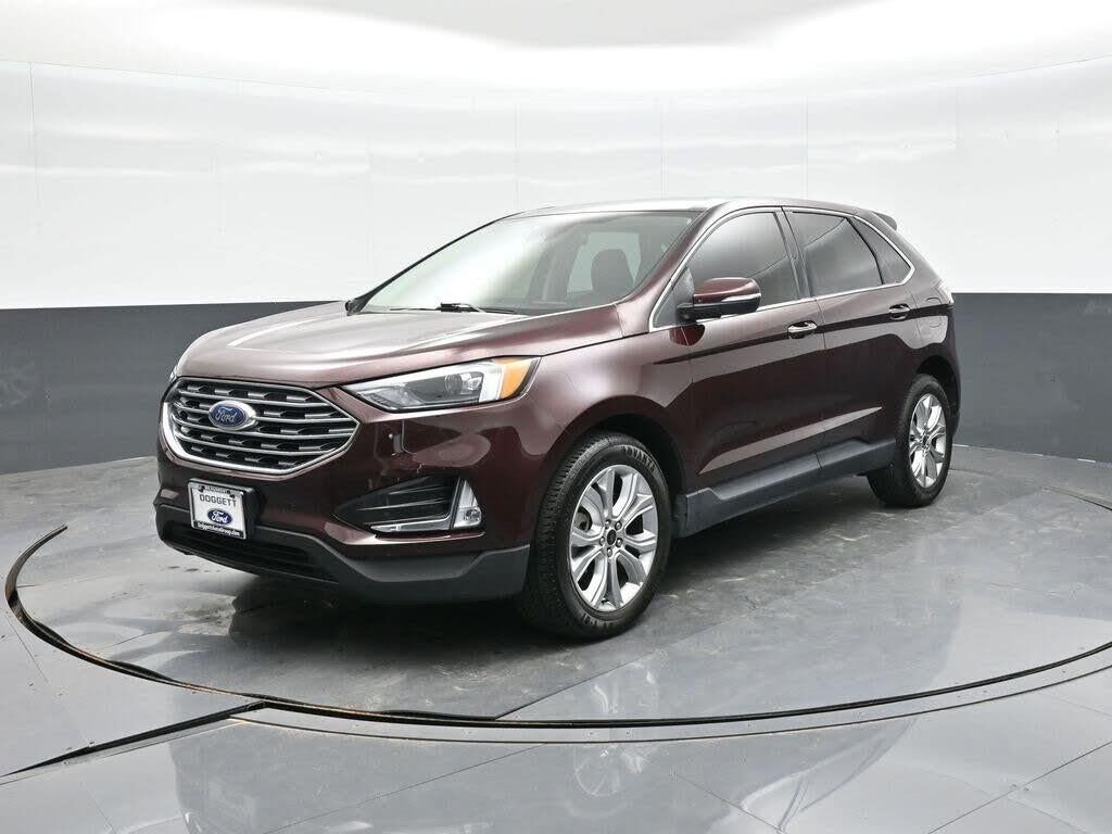 2023 Ford Edge Titanium — photo 1 of 1