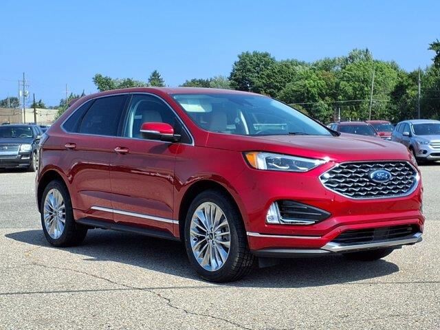 2024 Ford Edge Titanium — photo 1 of 26