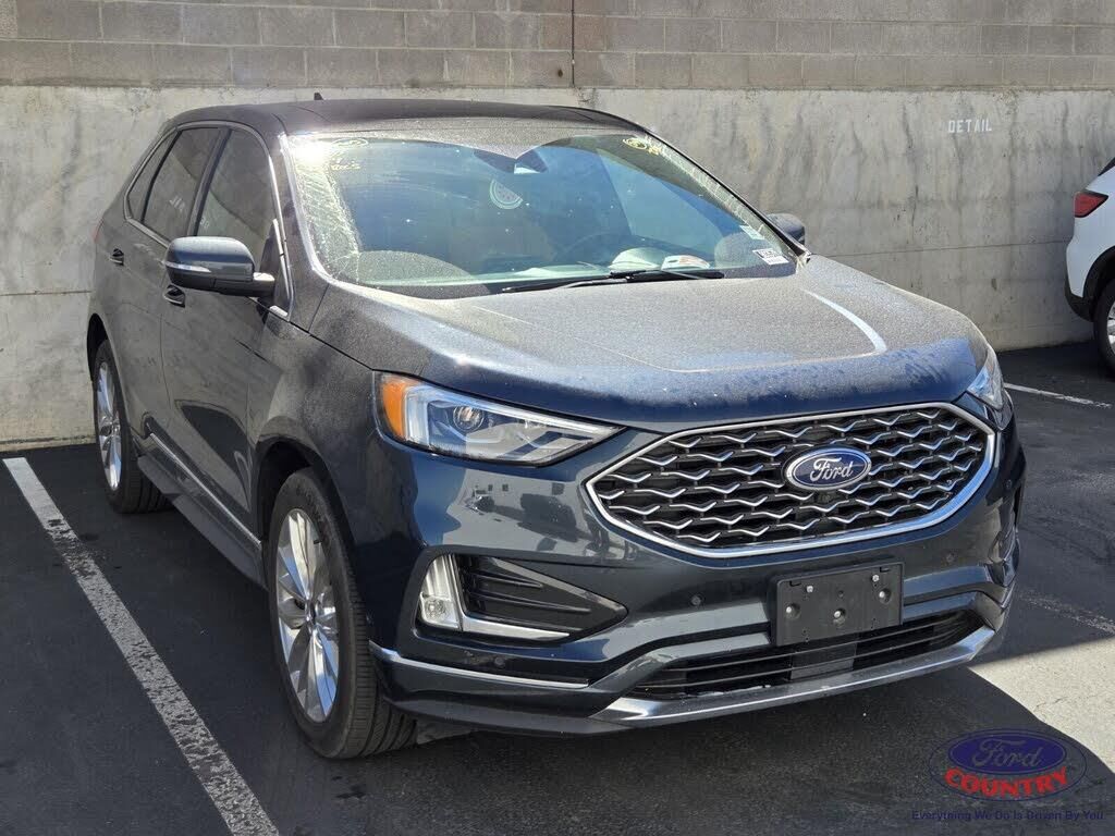 2024 Ford Edge Titanium — photo 1 of 1