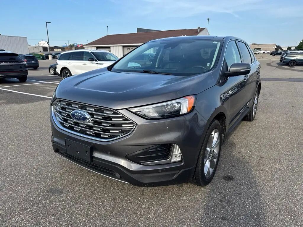2023 Ford Edge Titanium — photo 1 of 26