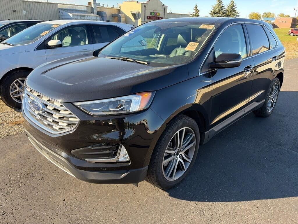 2024 Ford Edge Titanium — photo 1 of 1