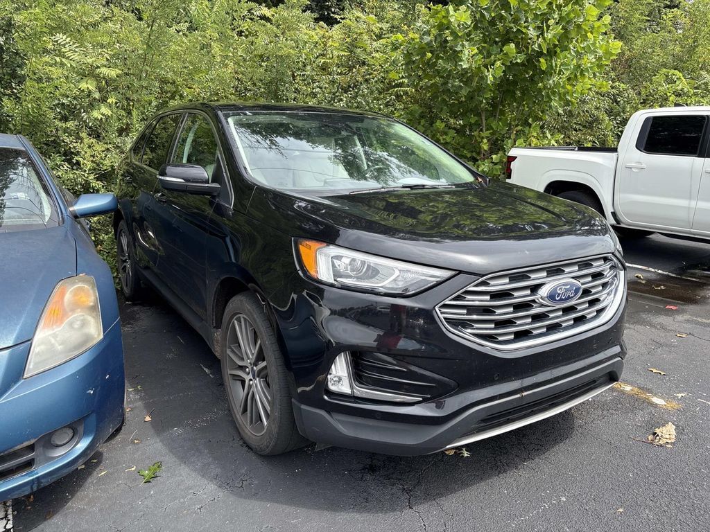 2021 Ford Edge — photo 1 of 6