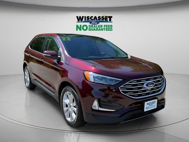 2022 Ford Edge Titanium — photo 1 of 3