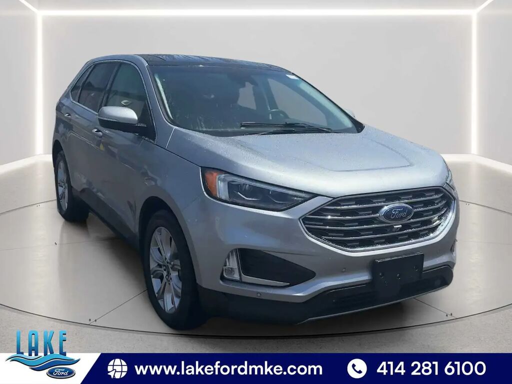 2022 Ford Edge Titanium — photo 1 of 13
