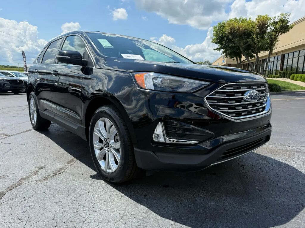 2024 Ford Edge Titanium — photo 1 of 26