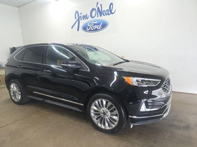 2023 Ford Edge Titanium — photo 1 of 26