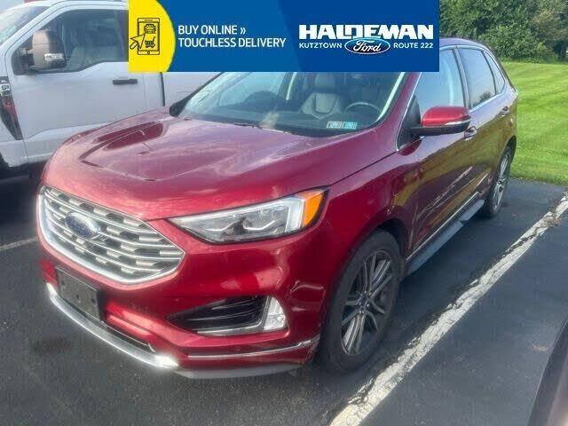 2019 Ford Edge Titanium — photo 1 of 14