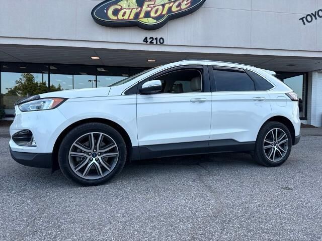2020 Ford Edge Titanium — photo 1 of 13