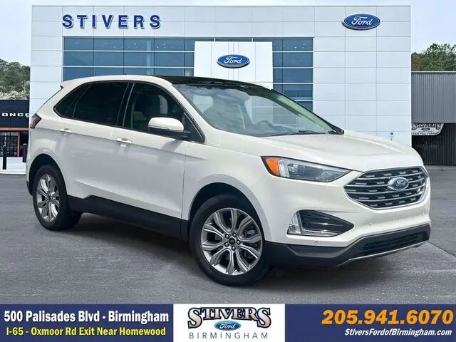 2022 Ford Edge Titanium