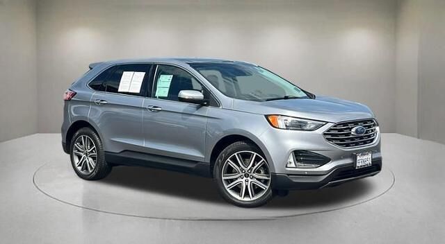 2023 Ford Edge Titanium — photo 1 of 39