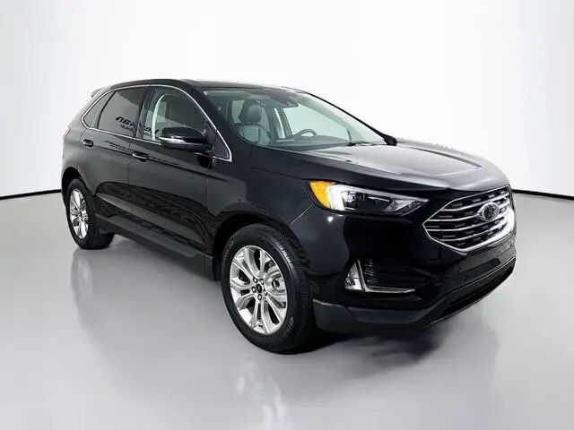 2024 Ford Edge Titanium — photo 1 of 26