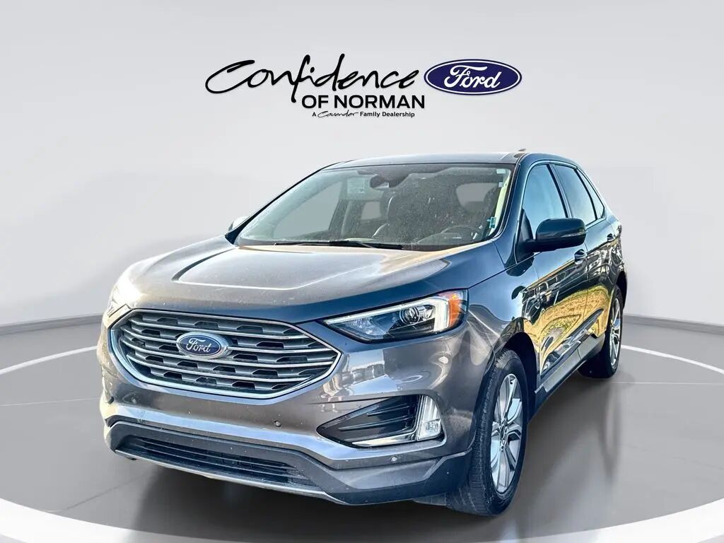 2023 Ford Edge Titanium — photo 1 of 10