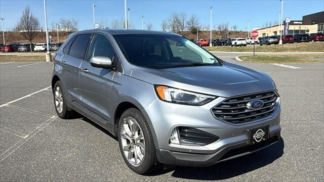 2024 Ford Edge Titanium — photo 1 of 13