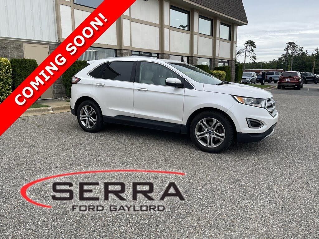 2015 Ford Edge Titanium — photo 1 of 1