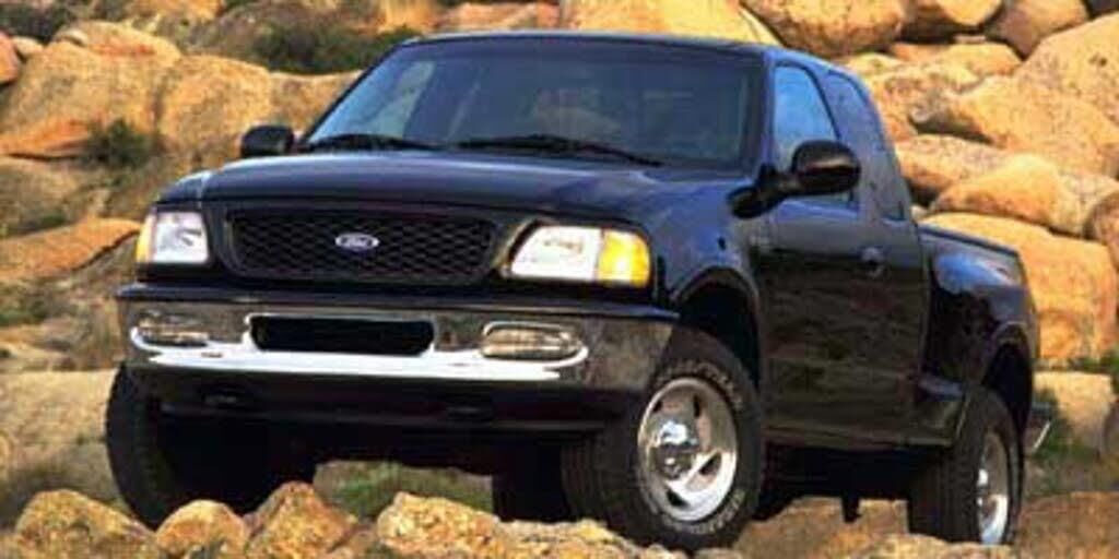1999 Ford F-150 SVT Lightning Base — photo 1 of 27
