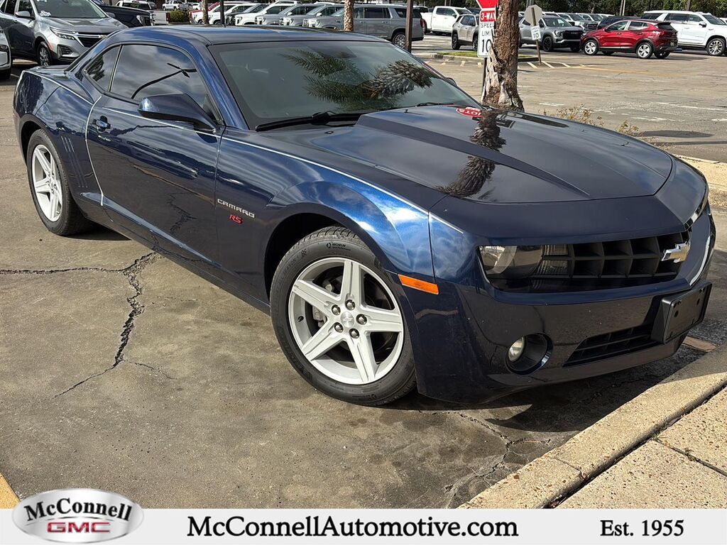 2011 Chevrolet Camaro LT — photo 1 of 13