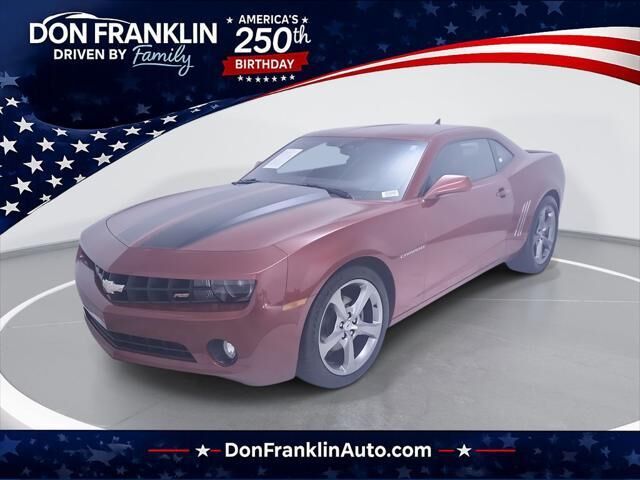 2013 Chevrolet Camaro LT — photo 1 of 13