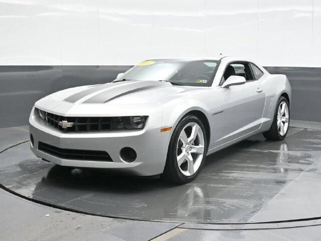 2011 Chevrolet Camaro LS — photo 1 of 13