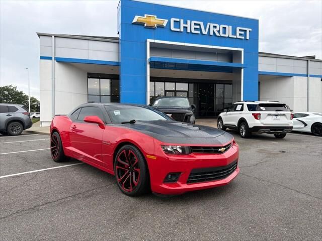 2015 Chevrolet Camaro SS — photo 1 of 14