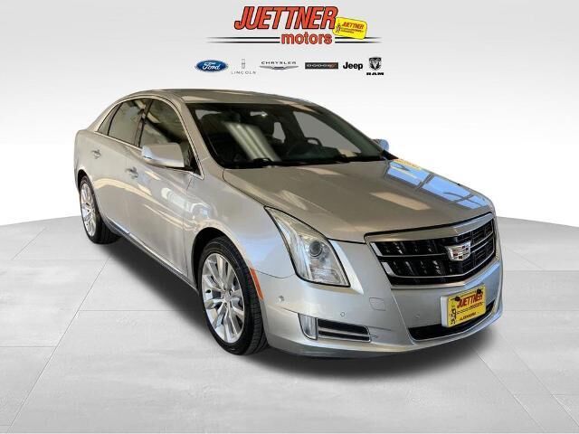 2016 Cadillac XTS Luxury — photo 1 of 13