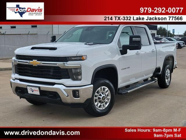 2025 Chevrolet Silverado 2500HD LT — photo 1 of 29