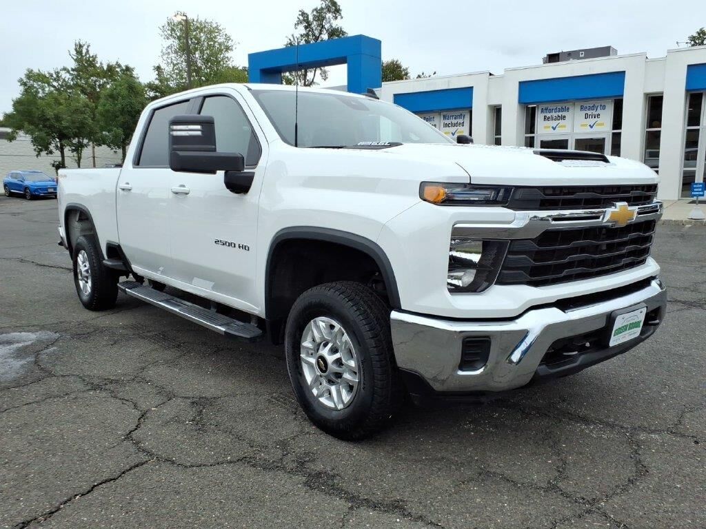 2026 Chevrolet Silverado 2500HD LT — photo 1 of 13