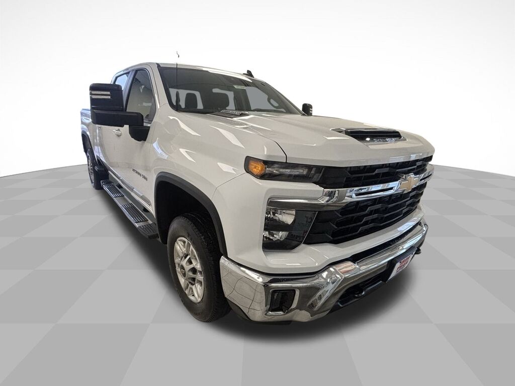 2025 Chevrolet Silverado 2500HD LT — photo 1 of 7