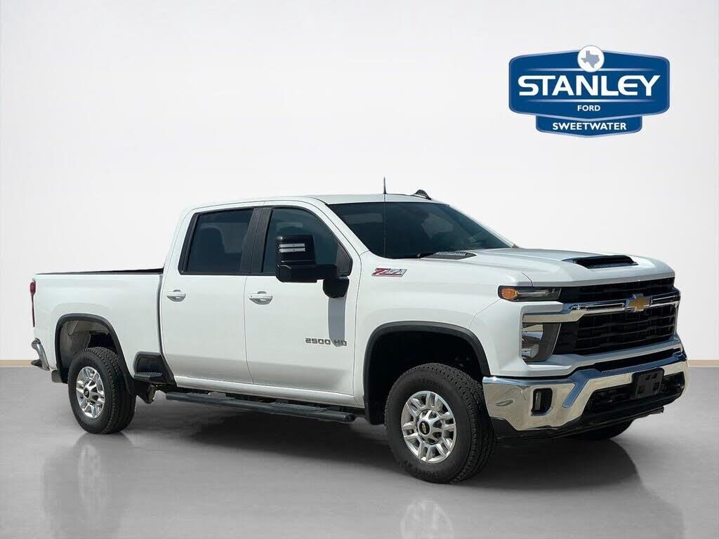 2025 Chevrolet Silverado 2500HD LT — photo 1 of 1