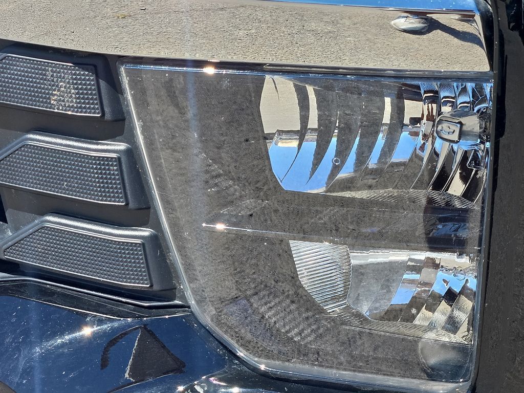 2025 Chevrolet Silverado 2500HD LT — photo 1 of 13