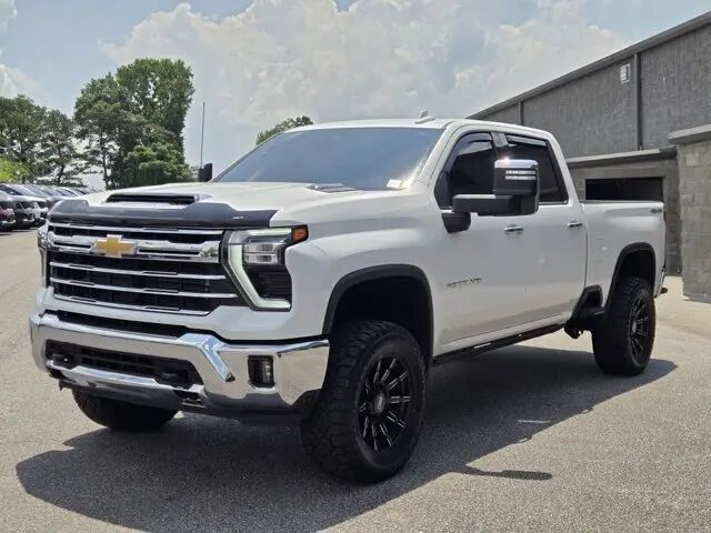 2024 Chevrolet Silverado 2500HD LTZ — photo 1 of 13