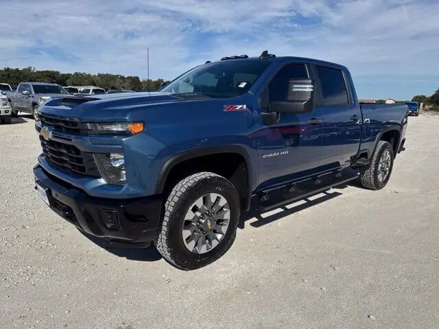 2025 Chevrolet Silverado 2500HD Custom