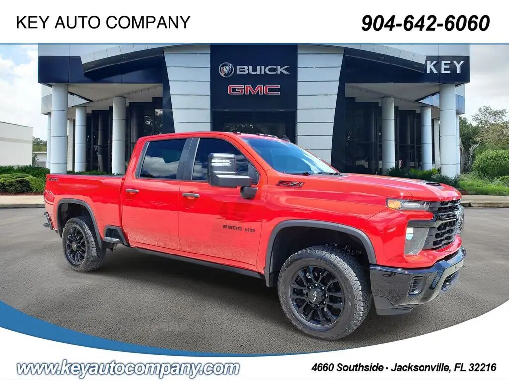 2025 Chevrolet Silverado 2500HD Custom — photo 1 of 13