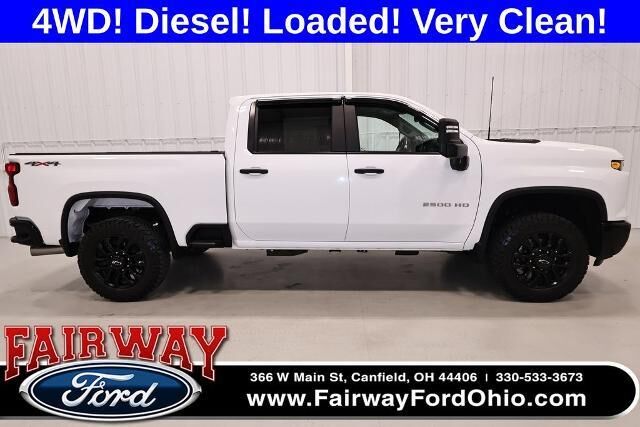 2025 Chevrolet Silverado 2500HD Custom — photo 1 of 13