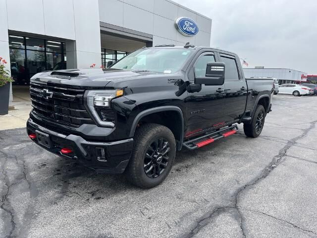 2025 Chevrolet Silverado 2500HD LT — photo 1 of 26