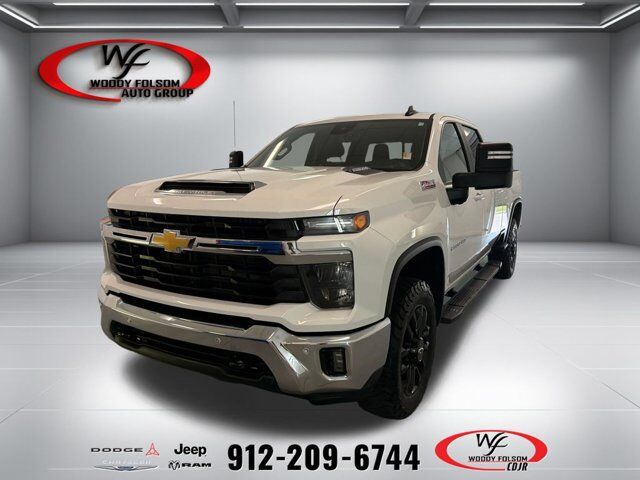 2025 Chevrolet Silverado 2500HD LT — photo 1 of 1