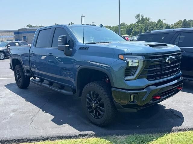 2025 Chevrolet Silverado 2500HD LTZ — photo 1 of 24